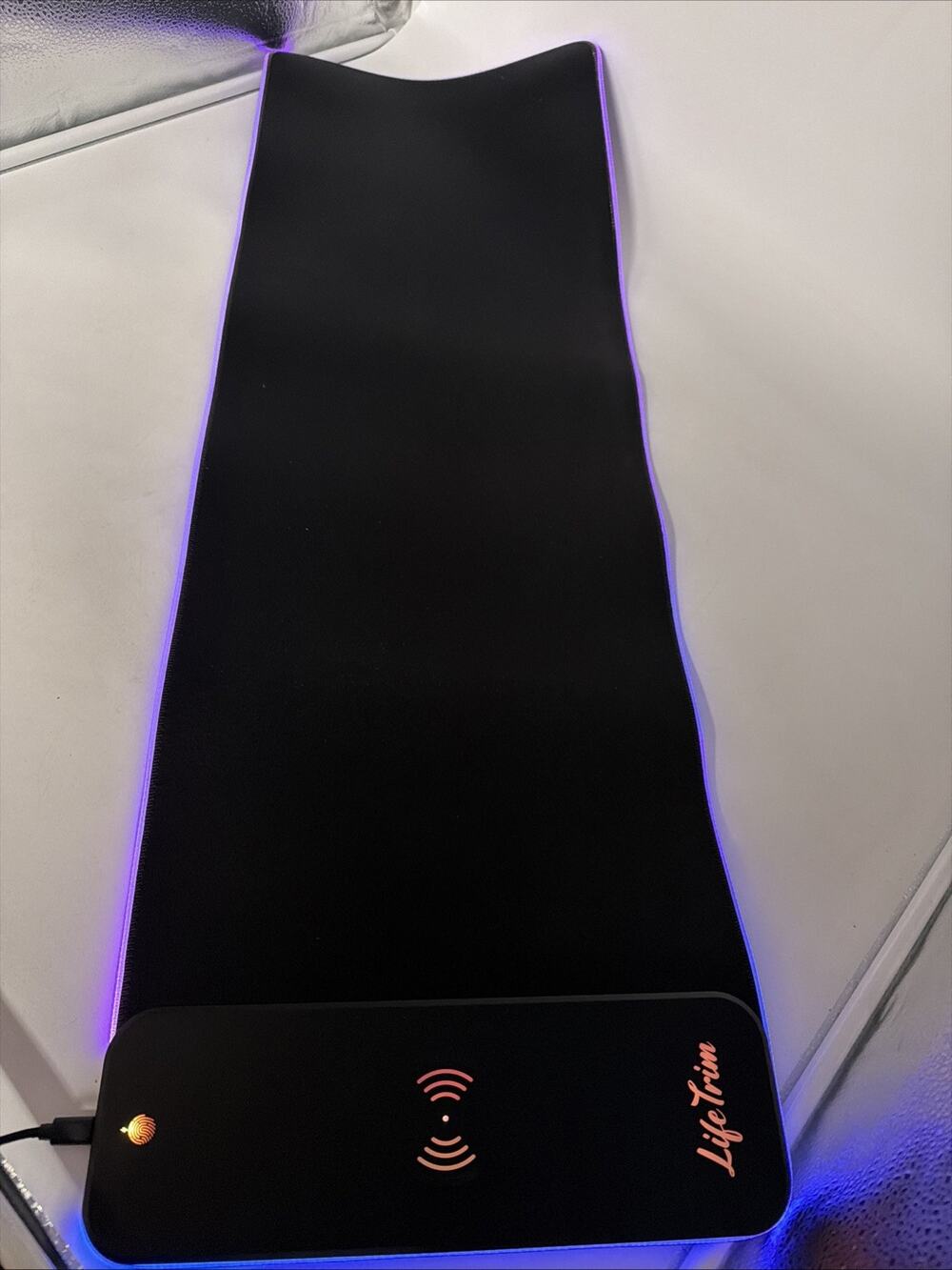 Mouse Pad with Wireless Charging, Large Desk Mat RGB Gaming Mousepad, 7 Ligh...